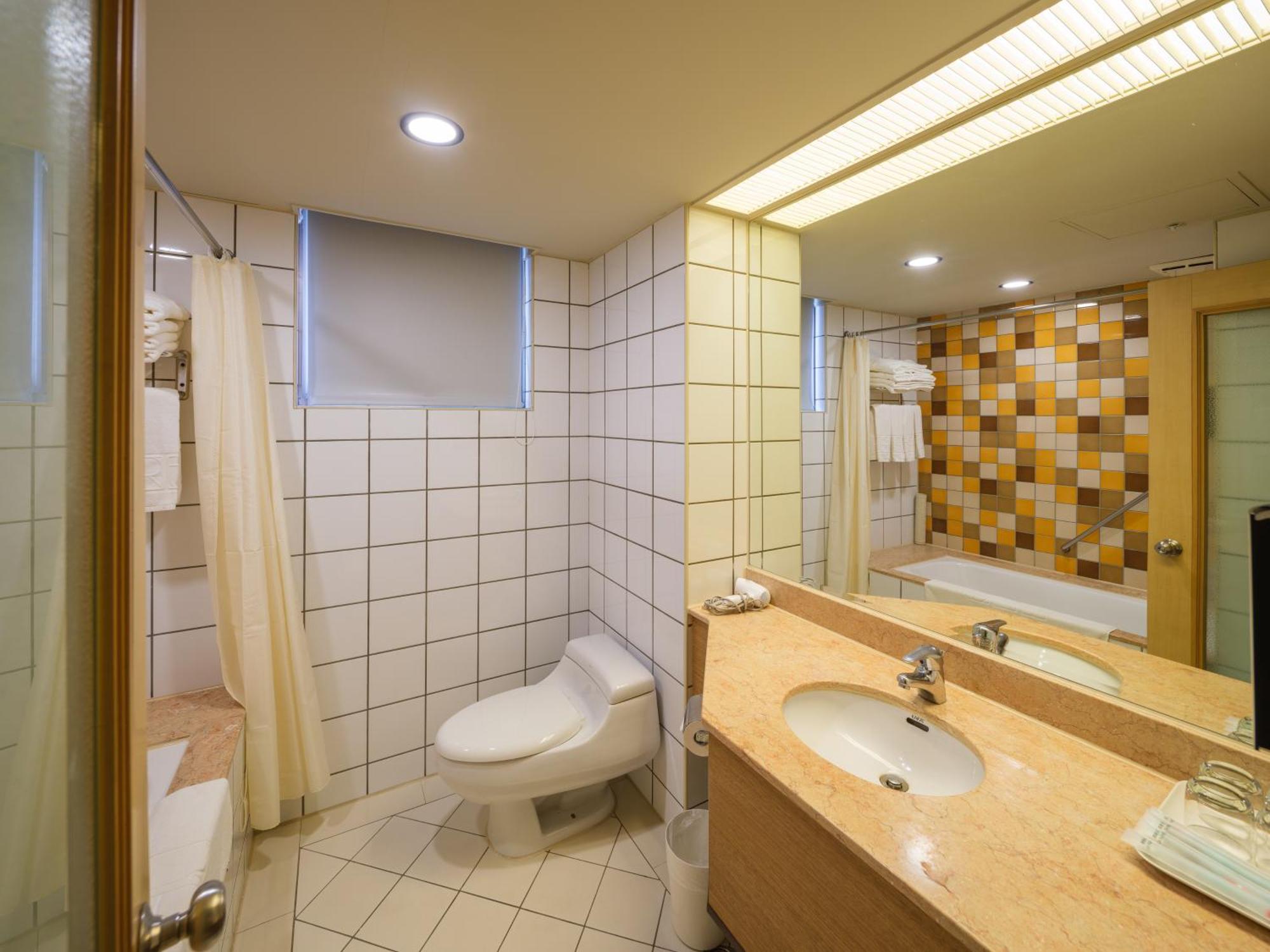 Rich & Free Hotel - Fuzhong 富逸旅趣-板橋府中館 Tajpej Zewnętrze zdjęcie